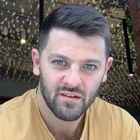 Александр Радулов